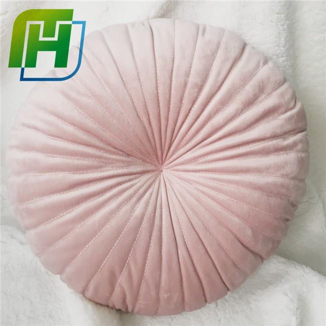 Banner Round Cushion